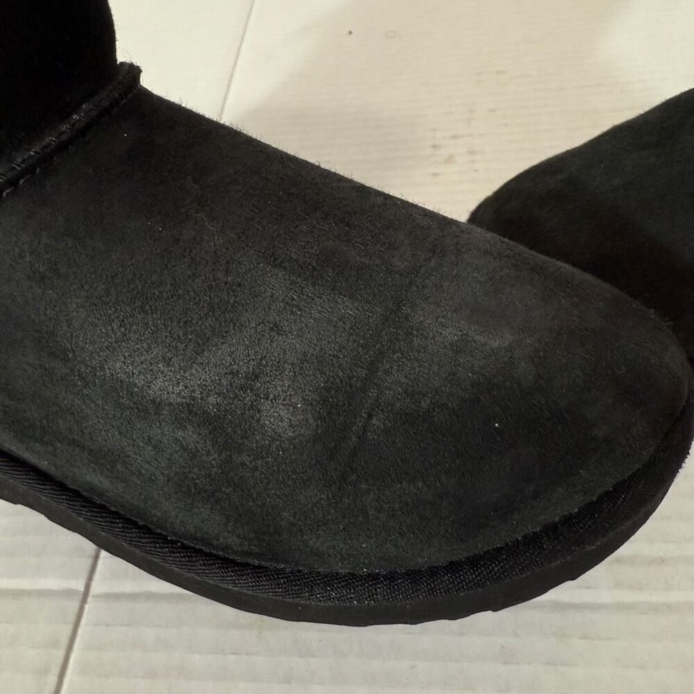 Ugg Women’s Mini Bailey Bow II Shearling Black Suede 1016501 Winter Boot Size‎ 8 - Picture 6 of 7